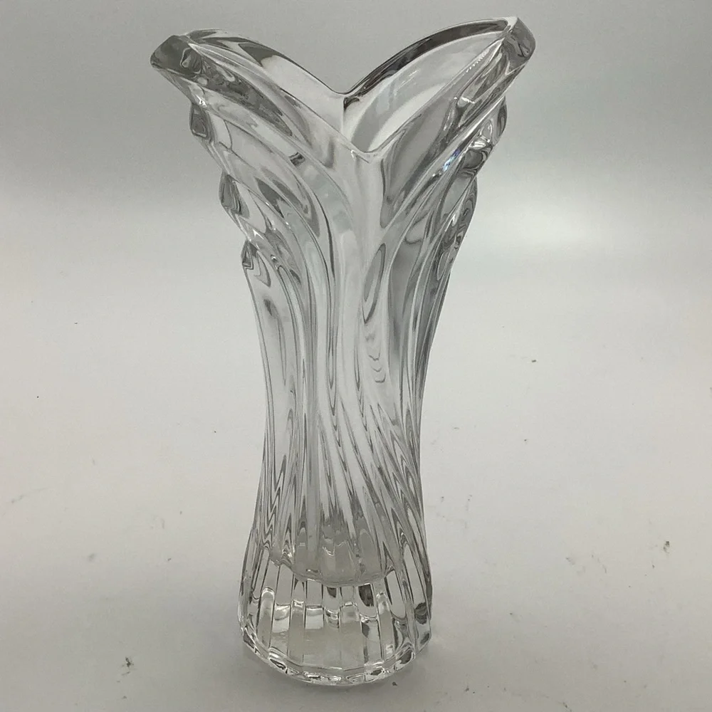 Mikasa Spring Flair 8” Crystal Vase